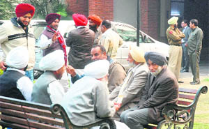 Congress ticket aspirants outside the Punjab Bhawan in New Delhi on Thursday. 