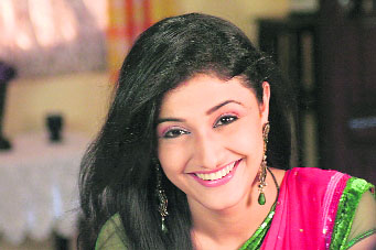 Ragini Khanna as Suhana in Sasural Genda Phool