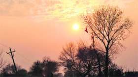 A view of the sunset on the outskirts of Jammu.