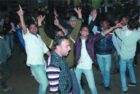 Many youngsters made the city roads their party venue. As seen here, they danced on the streets to blaring music on Saturday