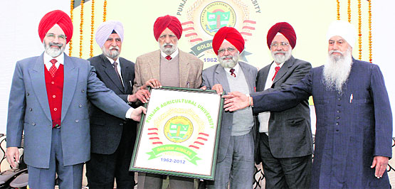 Former PAU Vice-Chancellors Dr KS Aulakh, Dr SS Johl, Dr GS Kalkat, Dr BS Dhillon (present VC), Dr AS Khera and Dr Khem Singh Gill during the formal inaugural ceremony of Golden Jubilee celebrations in Ludhiana on Monday.
