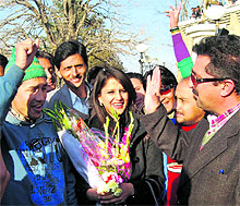 Shipra Khanna receives a warm welcome in Shimla