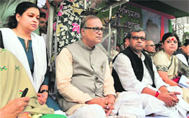 (L to R) MP and WBPY Congress Committee chief Mausam Benazir Noor, state Congress president Pradip Bhattacharya, Irrigation Minister Manas Bhuniya and MP Deepa Dasmunsi take part in the partys dharna in Kolkata on Wednesday. 