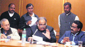 Kuldeep Sharma, Speaker of the Haryana Assembly, interacts with district officials 