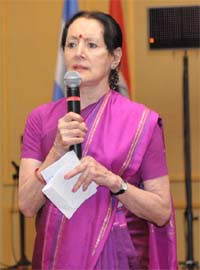 Myrta compering a dance programme at the Fourth Festival of India in Buenos Aires in December