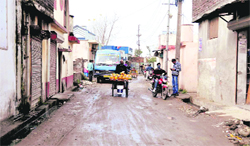 An unmetalled road in Ward No. 46, Dehradun. 