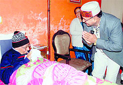 BJP Minister Khazan Dass meets former state Chief Minister and senior party leader Nityanand Swami in Dehradun on Saturday