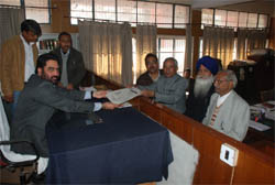 CPI candidate from Mansa constituency Hardev Singh Arshi submitting his nomination papers on Monday. 