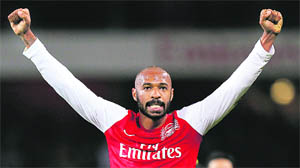 Arsenals Thierry Henry celebrates after scoring the winner against Leeds United on Monday. 