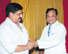 A file photo of Dr Vipin Koushal (left) and Prof Raj Bahadur, Medical Superintendent and Director-Principal, respectively, of the GMCH-32, Chandigarh. 