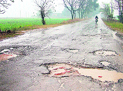 The Pakhowal-Ludhiana road needs to be recarpeted