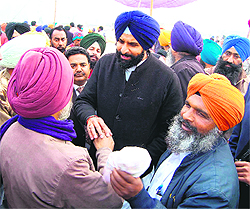 YAD chief Bikram S Majithia canvasses in Majitha