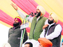 Manpreet Singh Badal addresses a rally at Mullanpur Dakha. 