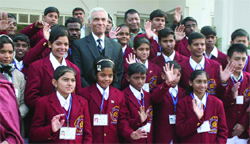 LG Tejendra Khanna with National Bravery Awardees-2011 at Raj Niwas in New Delhi on Friday.