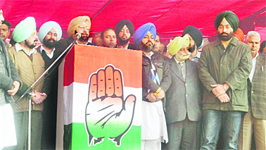 PPCC chief Capt Amarinder Singh addresses a rally in Khanna on Friday.