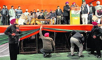 Cops during a search operation minutes before Capt Amarinder Singh was to arrive in Giaspura
