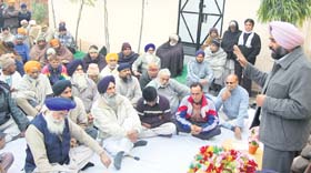 Pargat Singh during campaigning