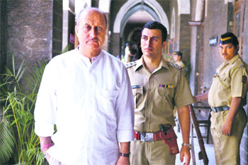 In Neeraj Pandeys A Wednesday, an ordinary man challenges the entire police force