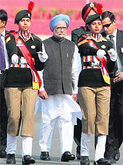 PM at NCC rally: Prime Minister Manmohan Singh after inspecting a guard of honour at the NCC annual rally in New Delhi on Saturday.