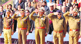 While DIG-rank officers wasted no time in saluting the Tricolour after it was unfurled for the National Anthem, the new SSP, Jammu, Prabhat Singh, (encircled) didnt deem it appropriate to do so during the 63rd Republic Day celebrations at the MA Stadium in Jammu.