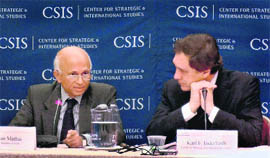 Foreign Secretary Ranjan Mathai (L) at a conference in Washington on Monday. 