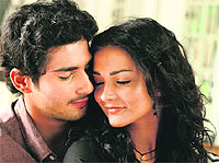 Love prayer: Still from Ekk Deewana Tha