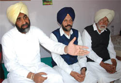 PPP chief Manpreet Singh Badal addresses media in Bathinda on Friday. Also seen in the picture are his father Gurdas Singh Badal (extreme right) and PPP candidate from Bathinda (Urban) constituency Sukhdeep Singh Bhinder.
