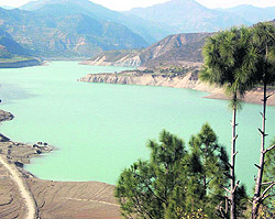 Portion of the Tehri Lake under which most of the cremation grounds of the villagers lie buried.