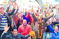 A group of Hindu pilgrims leaving for Pakistan to celebrate Mahashivratri at Katasraj Chakwal, in Amritsar on Saturday