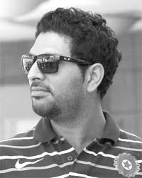 Cricketer Yuvraj, who is getting treatment for his illness in the US