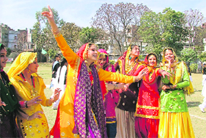 Girls perfrom giddha during the meet. 