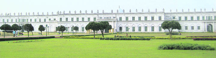 A view of the imambara in the Hazarduari palace, or the palace of thousand doors 