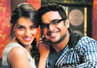 Good work: Bipasha Basu and R Madhvan