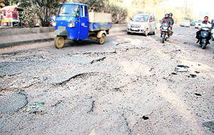 The broken Kapurthala Road in Jalandhar. 