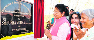 Governor NN Vohras wife Usha Vohra inaugurates a health centre at Jagti in Nagrota.