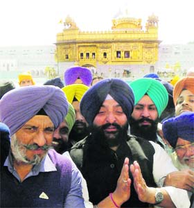 Winning candidate Inderbir Singh Bolaria pay obeisance at the Golden Temple in Amritsar on Tuesday