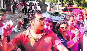 A youth throws an egg on a passer-by near Hotel Mountview
