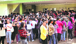 A huge rush of students at HMV in Jalandhar