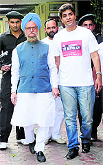 Actor Gurmeet Singh and (R) Suhaib Ilyasi