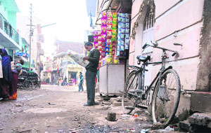 Roads of the Deep Complex a shambles at Hallo Majra in Chandigarh. 