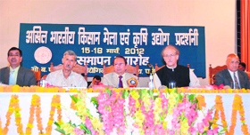 Dr BS Bisht (centre), Dr NS Jyala (right to him), Dr. K.S. Panwar (left to him), Dr. S.K. Bhadula (extreme right) and Dr. Y.P.S. Dabas (extreme left), at the concluding day of kisan mela.