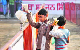 Child labour continues in city in absence of strict measures taken by the authorities concerned.