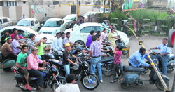 Commuters stuck at the busy Sodal crossing under which a bridge is proposed to be constructed in Jalandhar