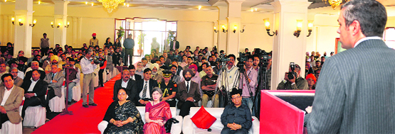Jammu and Kashmir Chief Minister Omar Abdullah addresses a distinguished gathering at the Jammu Tribunes launch at Hari Niwas Palace in Jammu 