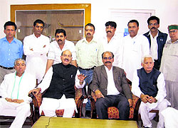HPCC president Kaul Singh addresses a press conference at Una on Saturday