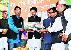 Anurag Thakur, BJYM national president and Hamirpur MP, being felicitated by party activists at Dharampur on Saturday