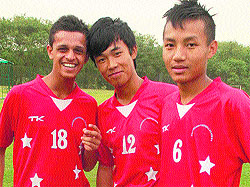 Samuel, Ramdin and Vikram in a cheerful mood in Chandigarh