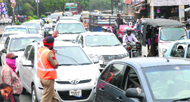 Vehicles move at a snail's pace following snag in traffic lights near Nakodar Chowk in Jalandhar.