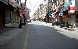 The Bathinda markets and bus stand wore a deserted look on Wdnesday as part of the state-wide bandh called by various Sikh organisations to protest against the death penalty awarded to Balwant Singh Rajoana, convicted in the assassination of the then chief minister of Punjab, Beant Singh
