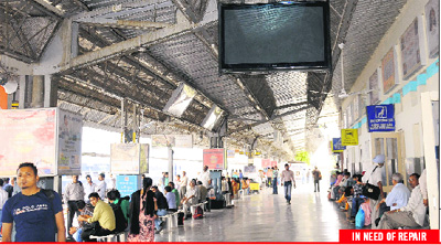 An LCD screen lying defunct at the railway station. These screens will be removed from the station as the contract of the contractor concerned has expired.